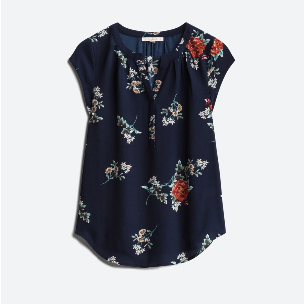 Fun2fun Walden Split Neck Blouse, from Sitchfix. Size small in Navy. Worn once.